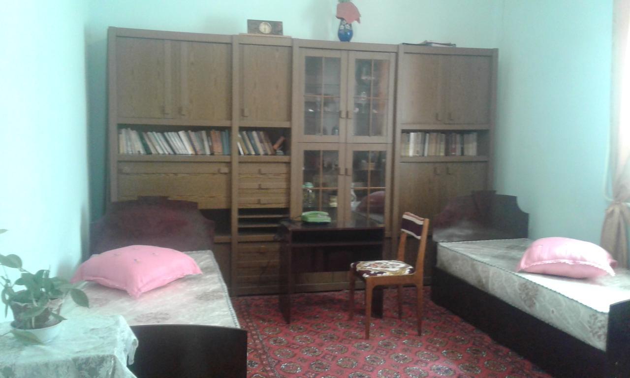 Bed and Breakfast Western House Qorowul Exterior foto