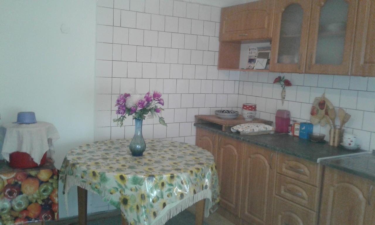Bed and Breakfast Western House Qorowul Exterior foto