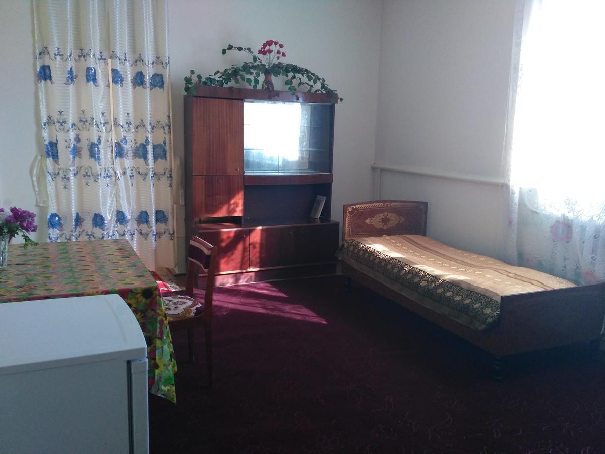 Bed and Breakfast Western House Qorowul Exterior foto